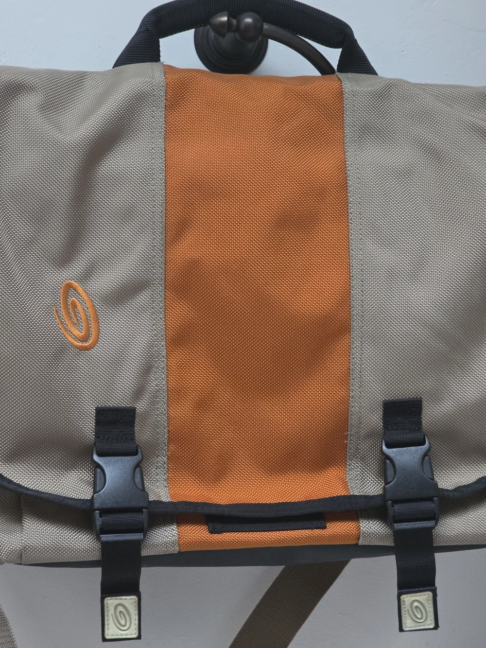 Timbuk2 Beige and Orange Nylon  Commute Messenger Bag